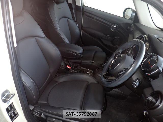 Bmw MINI 2019-07 8796659-22