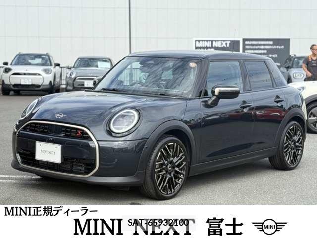 Bmw MINI 2024-10 8849798-0