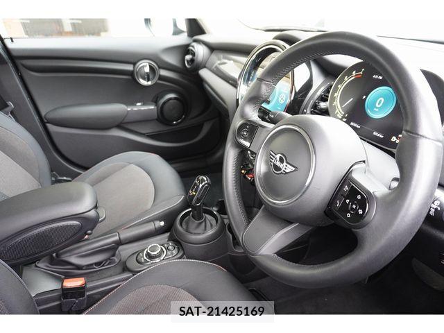 Bmw MINI 2021-09 8849801-17
