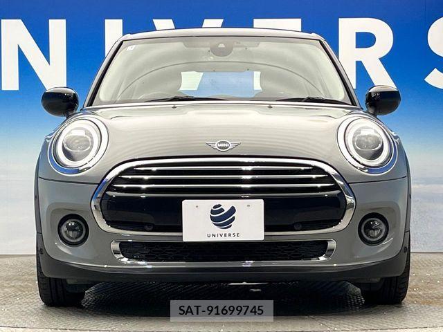 Bmw MINI 2021-04 8849802-15
