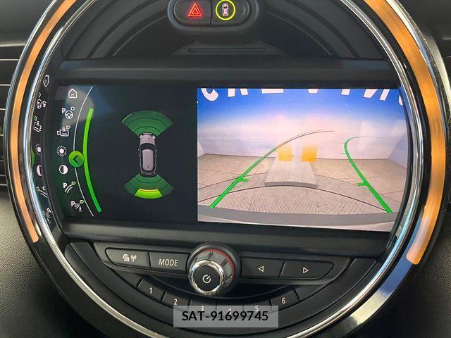 Bmw MINI 2021-04 8849802-7