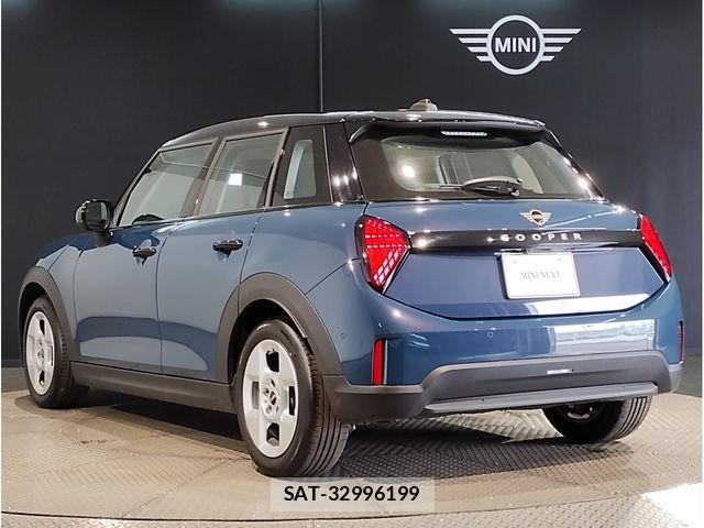 Bmw MINI 2025-07 8880781-6