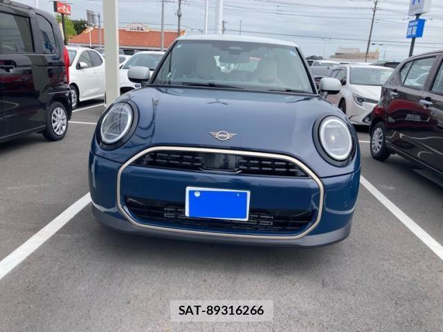 Bmw MINI 2025-04 8880782-1