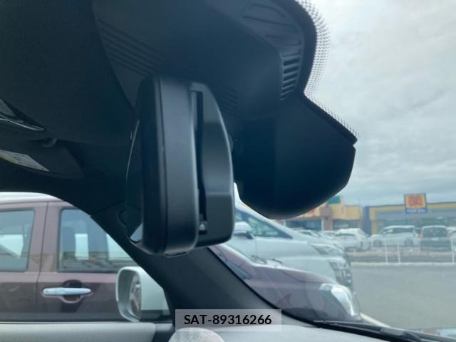 Bmw MINI 2025-04 8880782-24