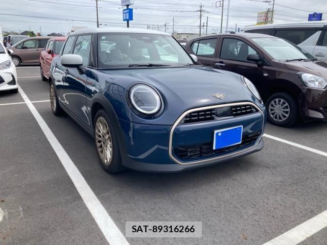 Bmw MINI 2025-04 8880782-2