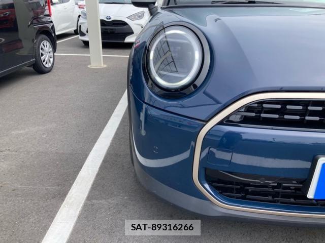 Bmw MINI 2025-04 8880782-3