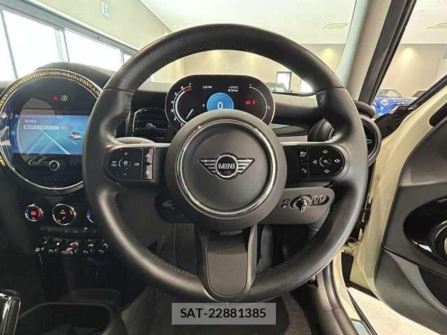 Bmw MINI 2021-09 8883915-19