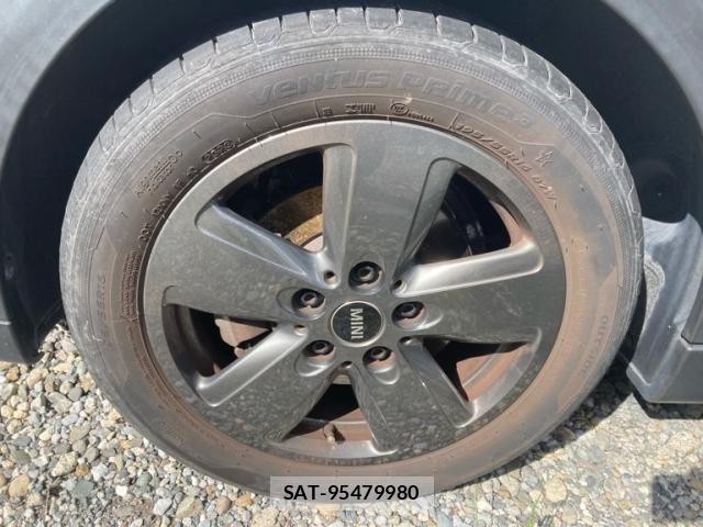 Bmw MINI 2023-11 8883914-10