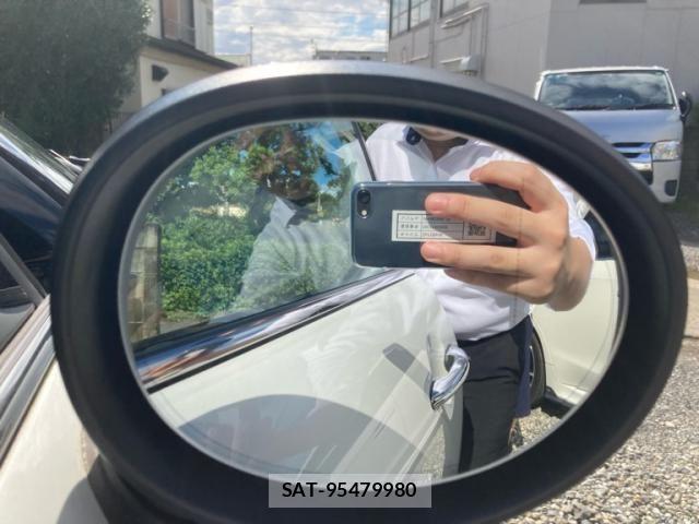 Bmw MINI 2023-11 8883914-17