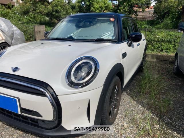 Bmw MINI 2023-11 8883914-2