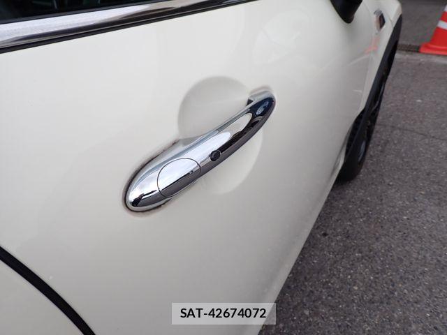 Bmw MINI 2020-01 7618100-9