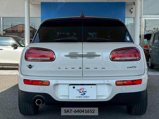 Bmw MINI 2023-10 8245926-13