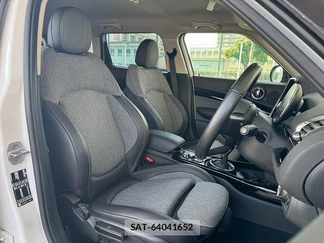 Bmw MINI 2023-10 8245926-16