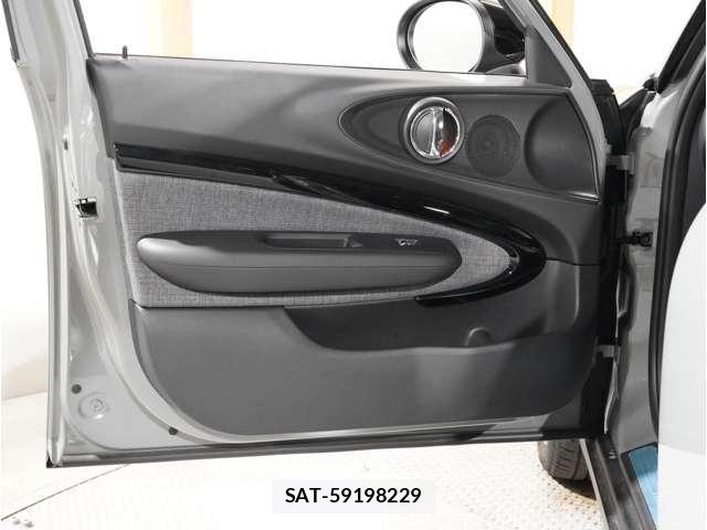Bmw MINI 2021-08 8883916-11