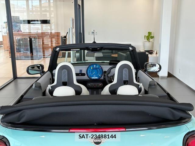 Bmw MINI 2025-12 8158818-25