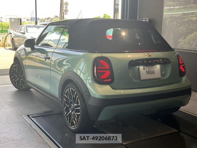 Bmw MINI 2025-10 8208734-22