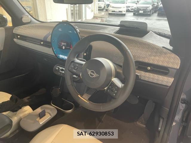 Bmw MINI 2025-11 8245927-10