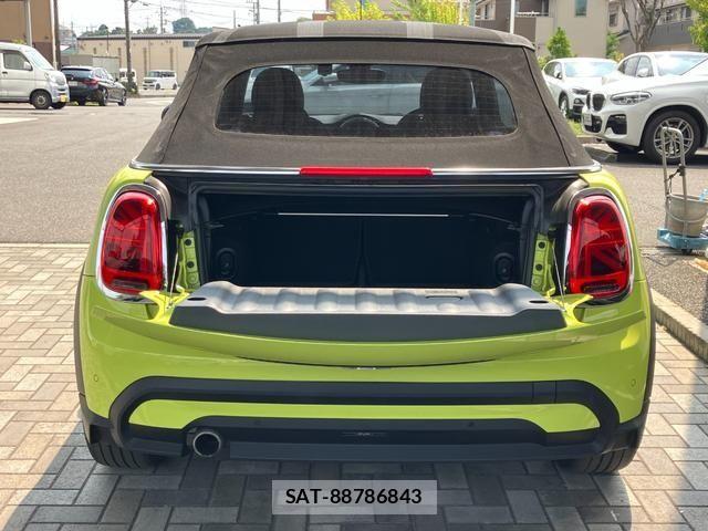 Bmw MINI 2022-04 8354957-11