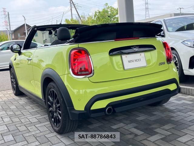 Bmw MINI 2022-04 8354957-2