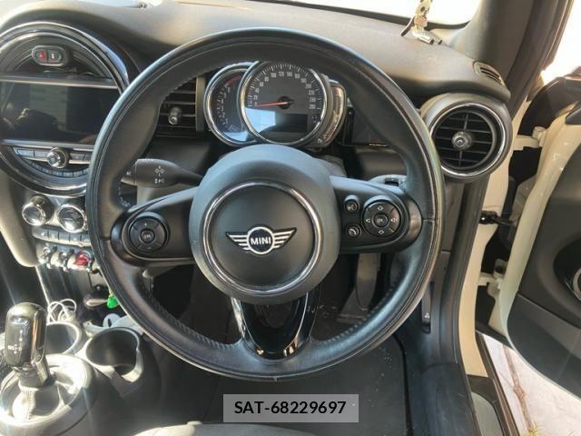 Bmw MINI 2018-11 8354958-18