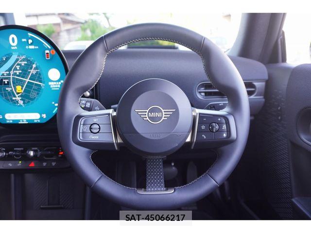 Bmw MINI 2026-04 8367010-22