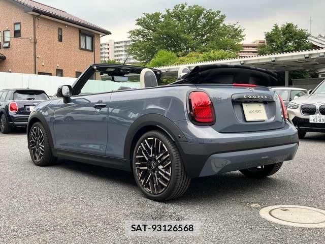 Bmw MINI 2025-03 8413613-2