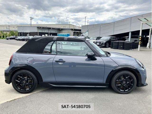 Bmw MINI 2025-07 8457910-2