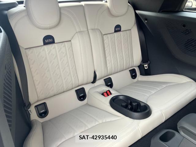 Bmw MINI 2026-03 8830330-11