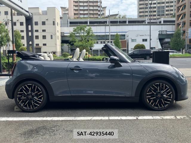 Bmw MINI 2026-03 8830330-7