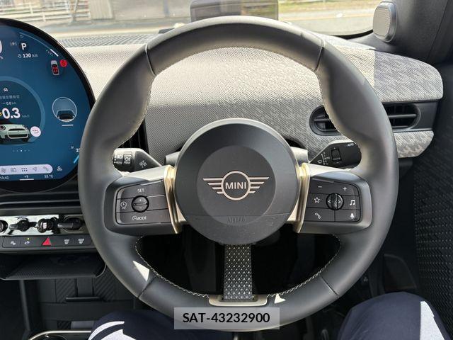 Bmw MINI 2025-10 8830331-20