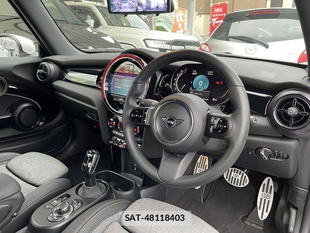 Bmw MINI 2024-05 8830337-14