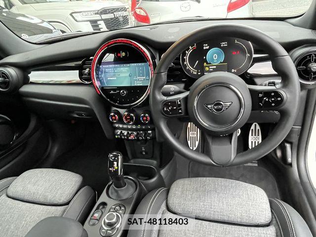 Bmw MINI 2024-05 8830337-2