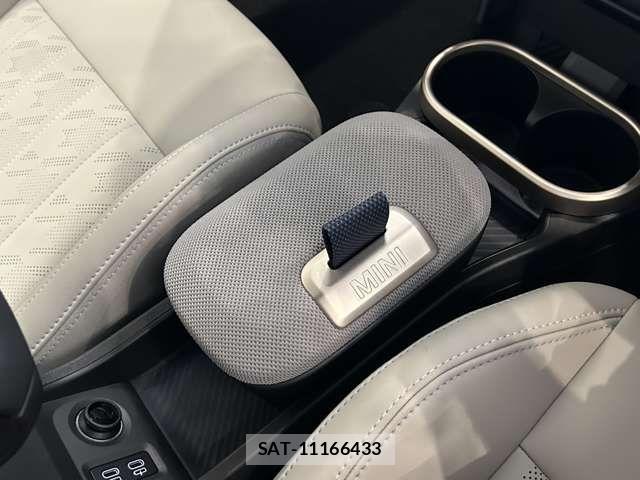 Bmw MINI 2025-07 8883918-15