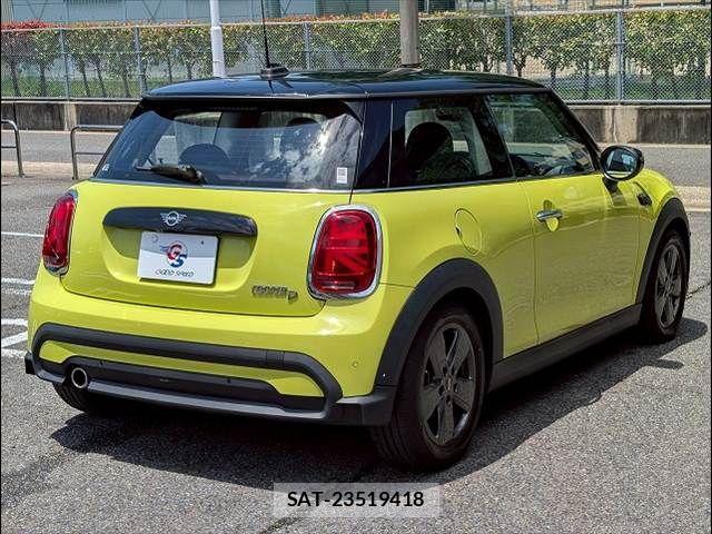 Bmw MINI 2022-08 1087223-12