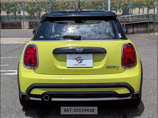 Bmw MINI 2022-08 1087223-13