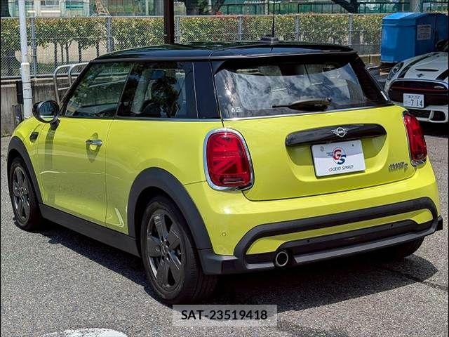Bmw MINI 2022-08 1087223-14