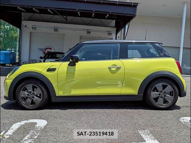 Bmw MINI 2022-08 1087223-15