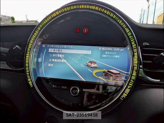 Bmw MINI 2022-08 1087223-4