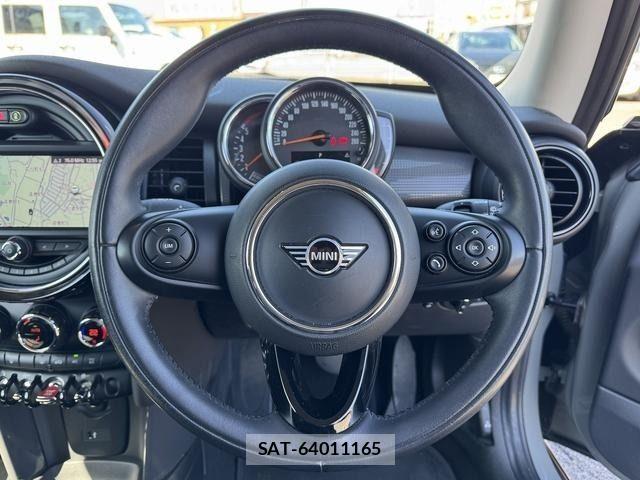Bmw MINI 2021-04 4639843-10