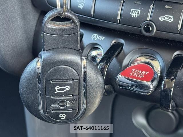 Bmw MINI 2021-04 4639843-14