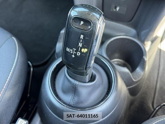 Bmw MINI 2021-04 4639843-20