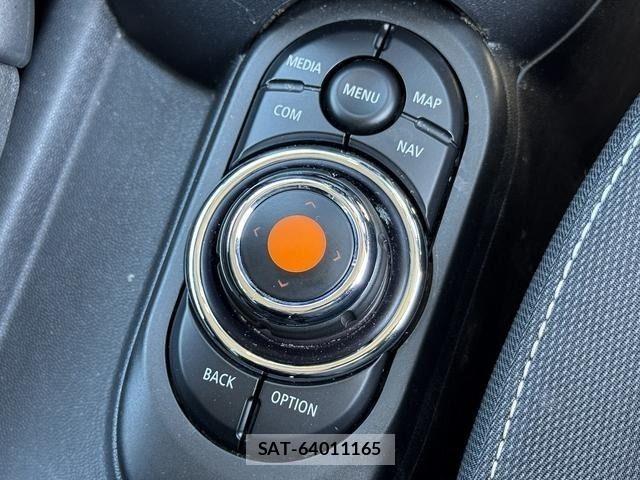 Bmw MINI 2021-04 4639843-22