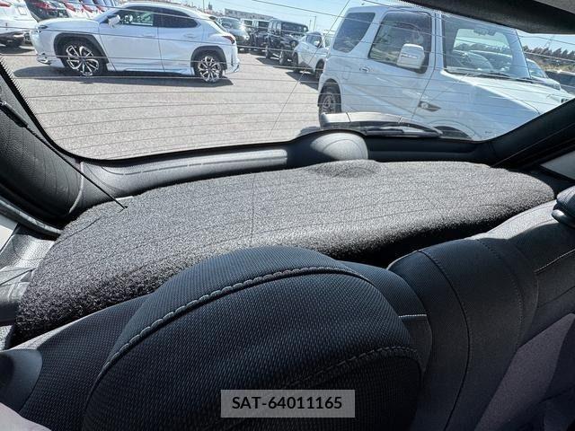 Bmw MINI 2021-04 4639843-26