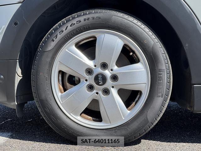 Bmw MINI 2021-04 4639843-5