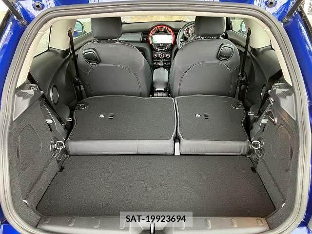 Bmw MINI 2019-06 7358755-18