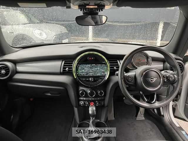 Bmw MINI 2019-05 7392881-2