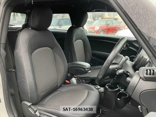 Bmw MINI 2019-05 7392881-6