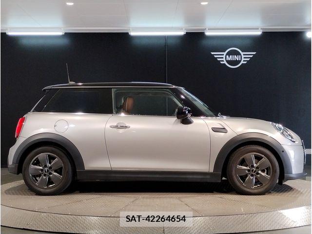 Bmw MINI 2023-06 7501537-4