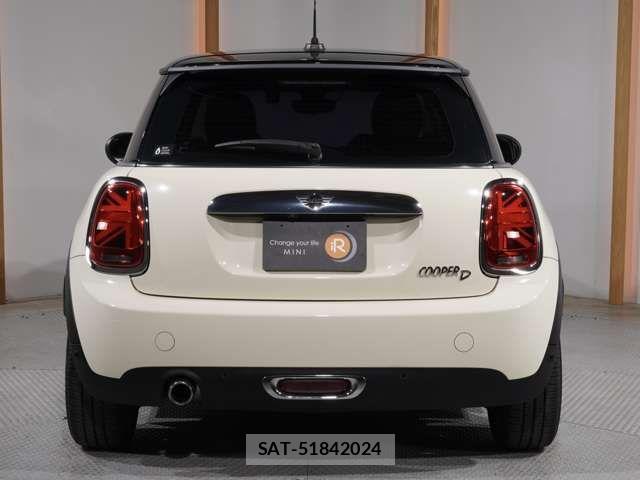 Bmw MINI 2019-05 7501539-8