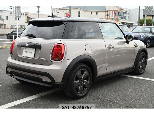Bmw MINI 2021-07 7618099-4